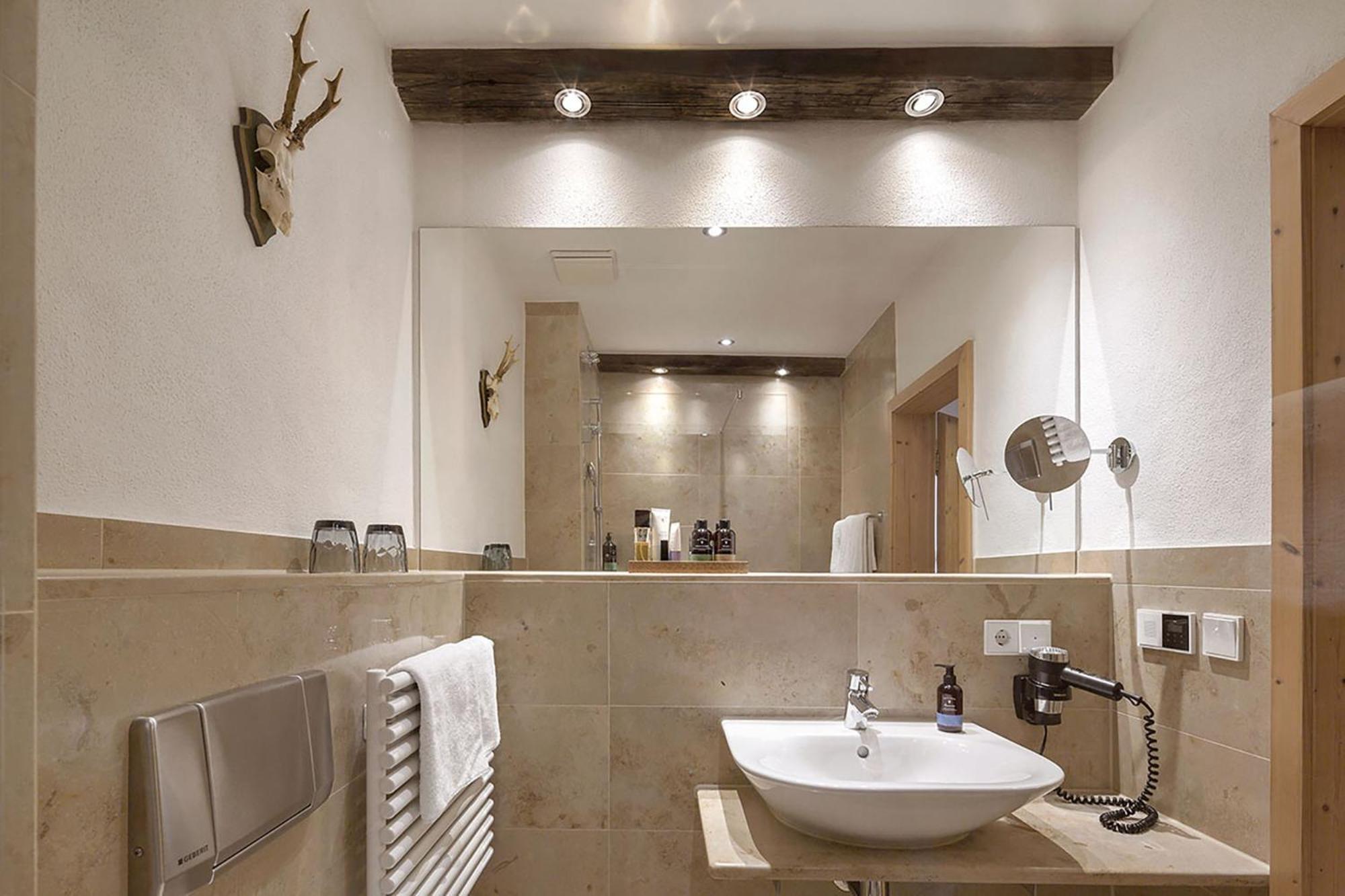 Gutshofhotel Winkler Braeu Lengenfeld  Ngoại thất bức ảnh
